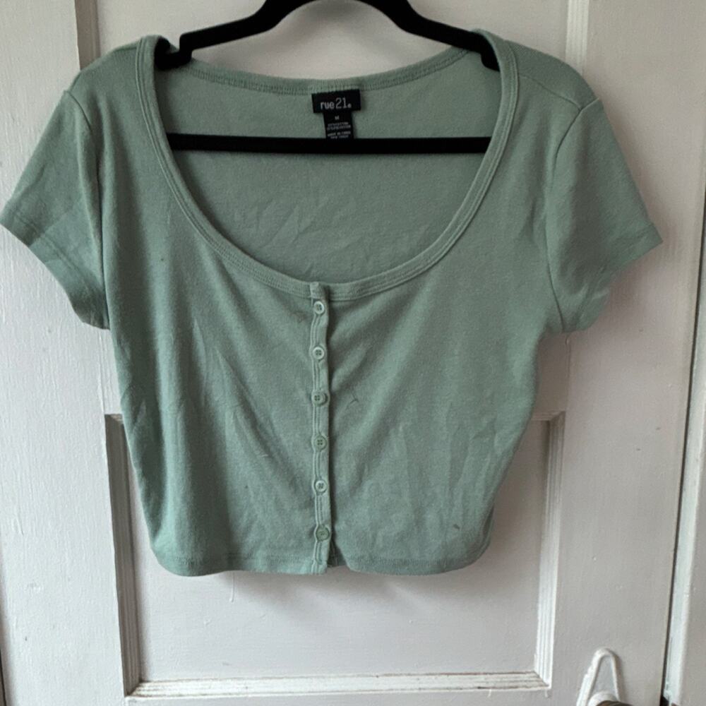rue21 Green Knit Pullover Scoop Neck Short Sleeve Women's T-Shirt Medium